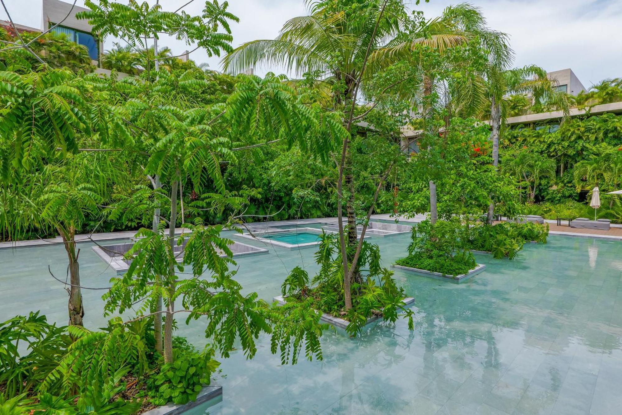 Mistiq E104 * Tulum